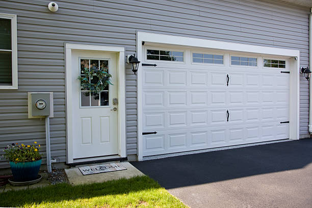 24/7 Emergency Garage Door Roller Replacement experts in Petersburg, AK